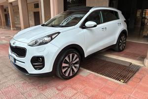 Kia Sportage 1.7 CRDI Full tetto navi-2016