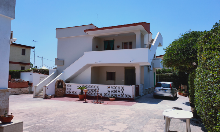 Splendido appartamento a 50 metri dal mare