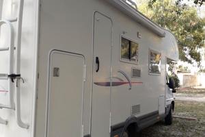 Camper mansardato Challenger 173