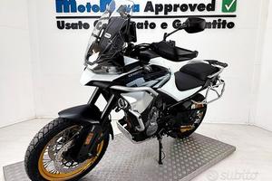 Cfmoto 800mt bianco/blu - motonova