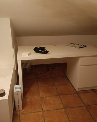 scrivania 140 x 65