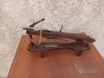 Balestra in miniatura da scrivania  funzionante 