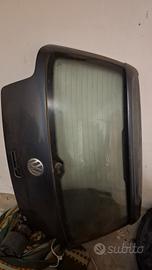 cofano posteriore golf 4 