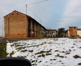 Cascina da ristrutturare 1800 mq edificabili