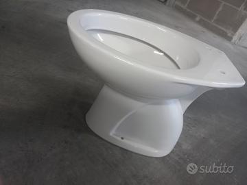 Vaso wc a terra Ideal Standard in ceramica bianca