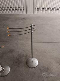 portasciugamani e portarotolo carta igienica