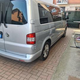 Volskwagen Caravelle