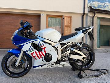 Yamaha yzf r6 2002 carburatore