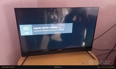 TV smart 32 pollici Qled con soundbar incorporata