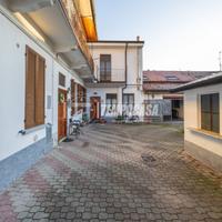 BILOCALE IN CONTESTO CORTE-CENTRO MELZO