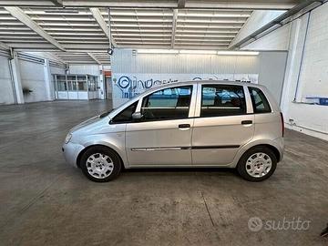 Fiat Idea 1.2 16V BlackLabel
