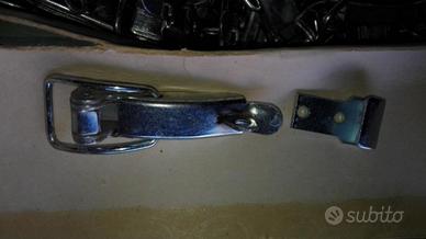 Scatola ganci chiusura a leva