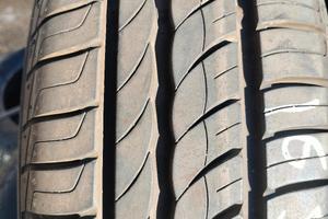 gomme usate come nuove 