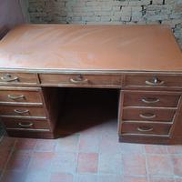 scrivania da centro vintage