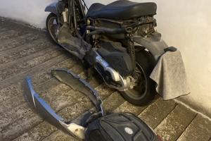 Ricambi Aprilia Scarabeo 400