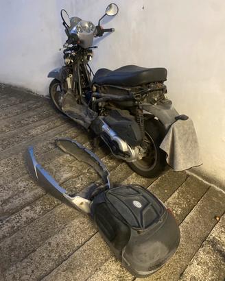 Ricambi Aprilia Scarabeo 400