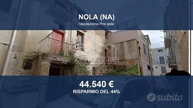 Immobile in asta di 132 m² con box auto a Nola