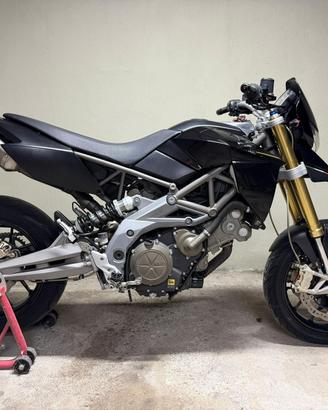 Aprilia dorsoduro 750 cc