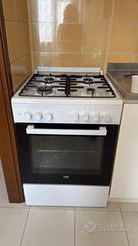 Cucina monoblocco bianca