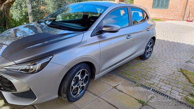 auto mg3 1.5 hybrid confort