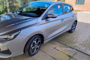 auto mg3 1.5 hybrid confort