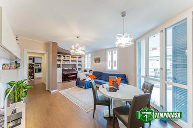 RIF. 575 - APPARTAMENTO SU DUE LIVELLI CON DUE TER