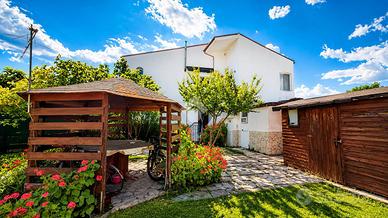 3 LOCALI A MONTALTO DI CASTRO
