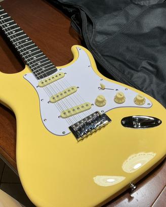 Chitarra EKO Stratocaster Nuova