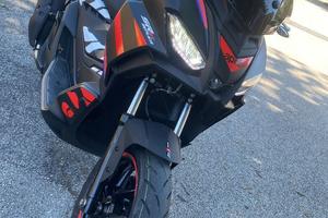 Aprilia SR GT 125
