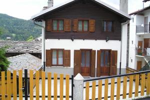 Val d'Ayas Brusson Giugno Luglio