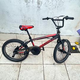 Bici modello BMX (Bicycle Motocross) marca Aurelia