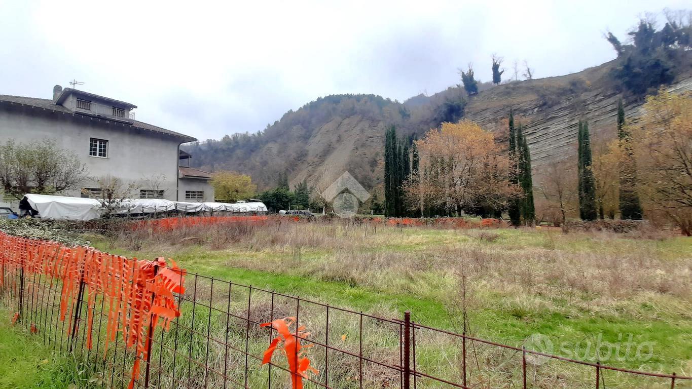 TER. RESIDENZIALE A PREDAPPIO - Vista 3