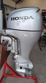 Fuoribordo Honda BF8 come nuovo