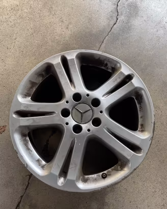 4 cerchi originali Mercedes 8J x 17 H2 ET38