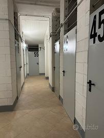 Cantina, magazzino, box, deposito