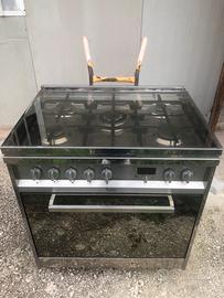 Cucina gas ariston 5 fuochi forno elettrico ventil