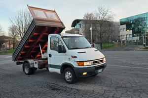 iveco daily ribaltabile 3 latti 148.000 km