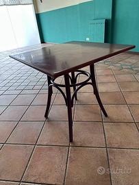 tavolo in legno vintage