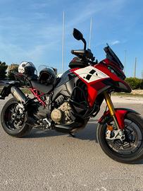DUCATI MULTISTRADA PIKES PEAK V4