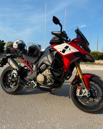 DUCATI MULTISTRADA PIKES PEAK V4