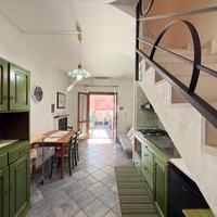 VILLA A SCHIERA D'ANGOLO A VILLASIMIUS