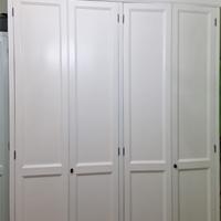 Armadio Fatto totalmente in LEGNO