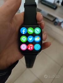 Orologio sportivo smartwatch