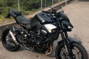 Kawasaki Z900 35Kw 2025