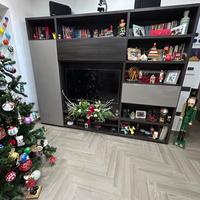 PARETE ATTREZZATA + CREDENZA – tavolino DIVANO