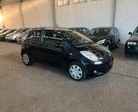 Toyota Yaris 0,998 cm3-2006