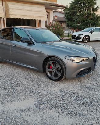 Alfa Romeo Giulia 2.2 Turbo 160 CV VELOCE