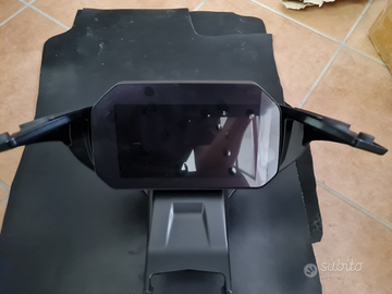 Display strumenti e supporto BMW S1000RR 2022
