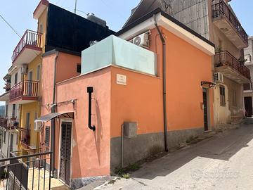 Casa su 2 livelli con terrazza