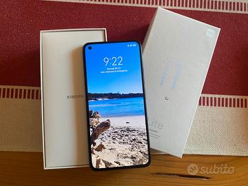 📱 Xiaomi Mi 11 Lite – Perfetto, super leggero